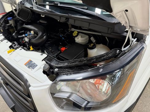 Used 2019 Ford Transit 350 XL image 53