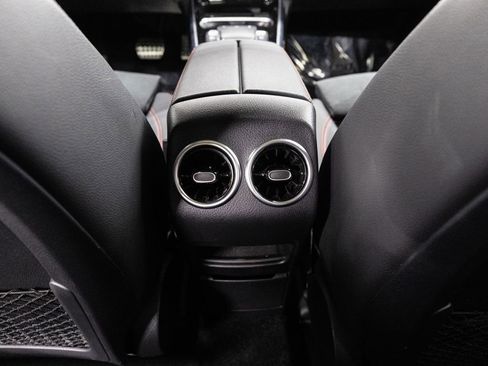 Used 2023 Mercedes-Benz EQB 300 4MATIC image 26