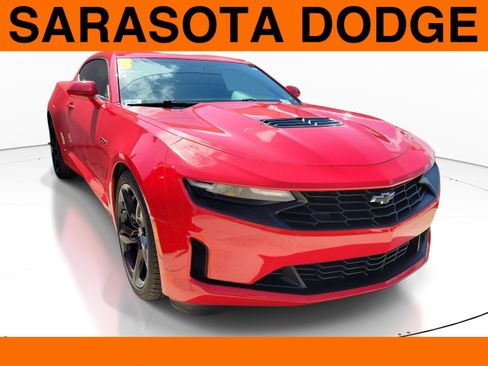 Used 2023 Chevrolet Camaro LT RWD image 1