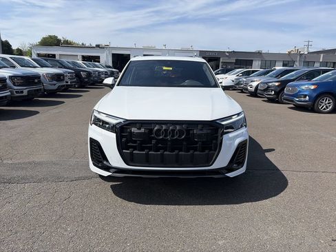 Used 2026 Audi Q7 3.0T Premium Plus w/ Premium Plus Package AWD/4WD image 8
