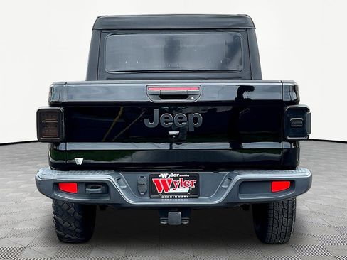 Used 2021 Jeep Gladiator Sport AWD/4WD image 5