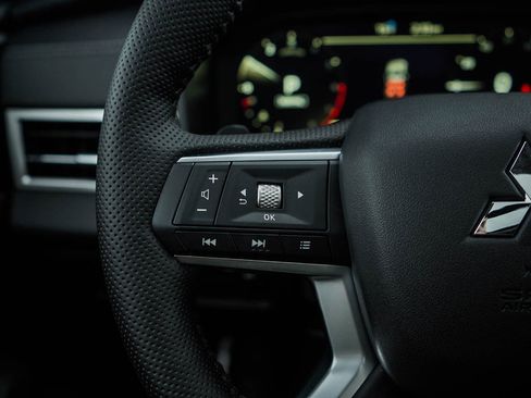 New 2026 Mitsubishi Outlander SEL AWD/4WD image 21