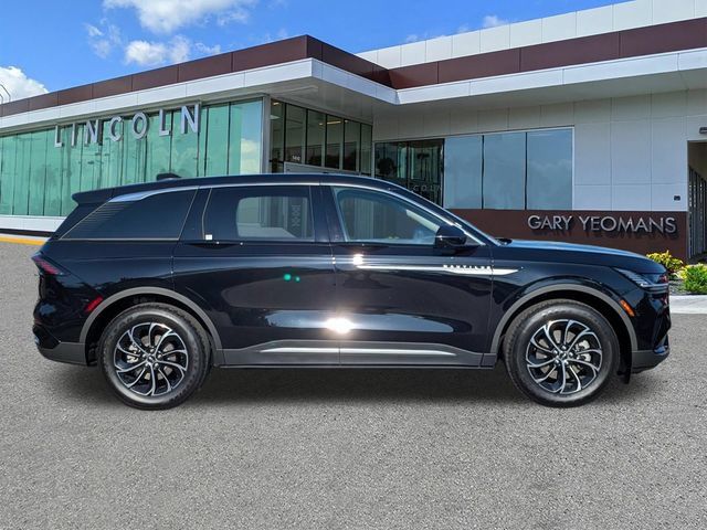 New 2026 Lincoln Nautilus Premier AWD/4WD image 3