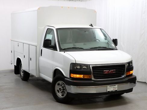 New 2025 GMC Savana 3500 w/ Power Convenience Package image 1