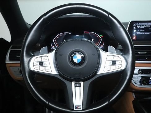 Certified 2022 BMW 750i xDrive 750i xDrive w/ Executive Package image 22