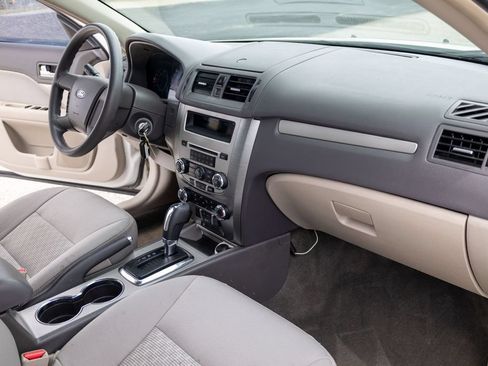 Used 2011 Ford Fusion S FWD image 14