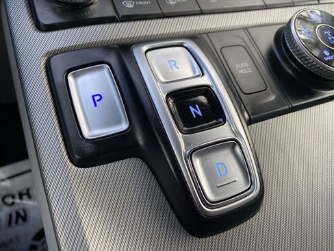 Certified 2023 Hyundai Palisade SE image 20