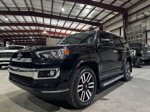Used 2017 Toyota 4Runner Limited image 7