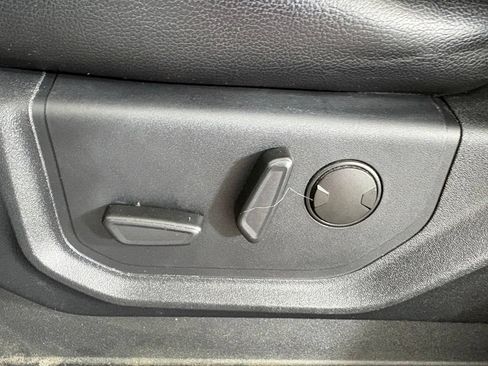 Used 2020 Ford F150 Lariat AWD/4WD image 13
