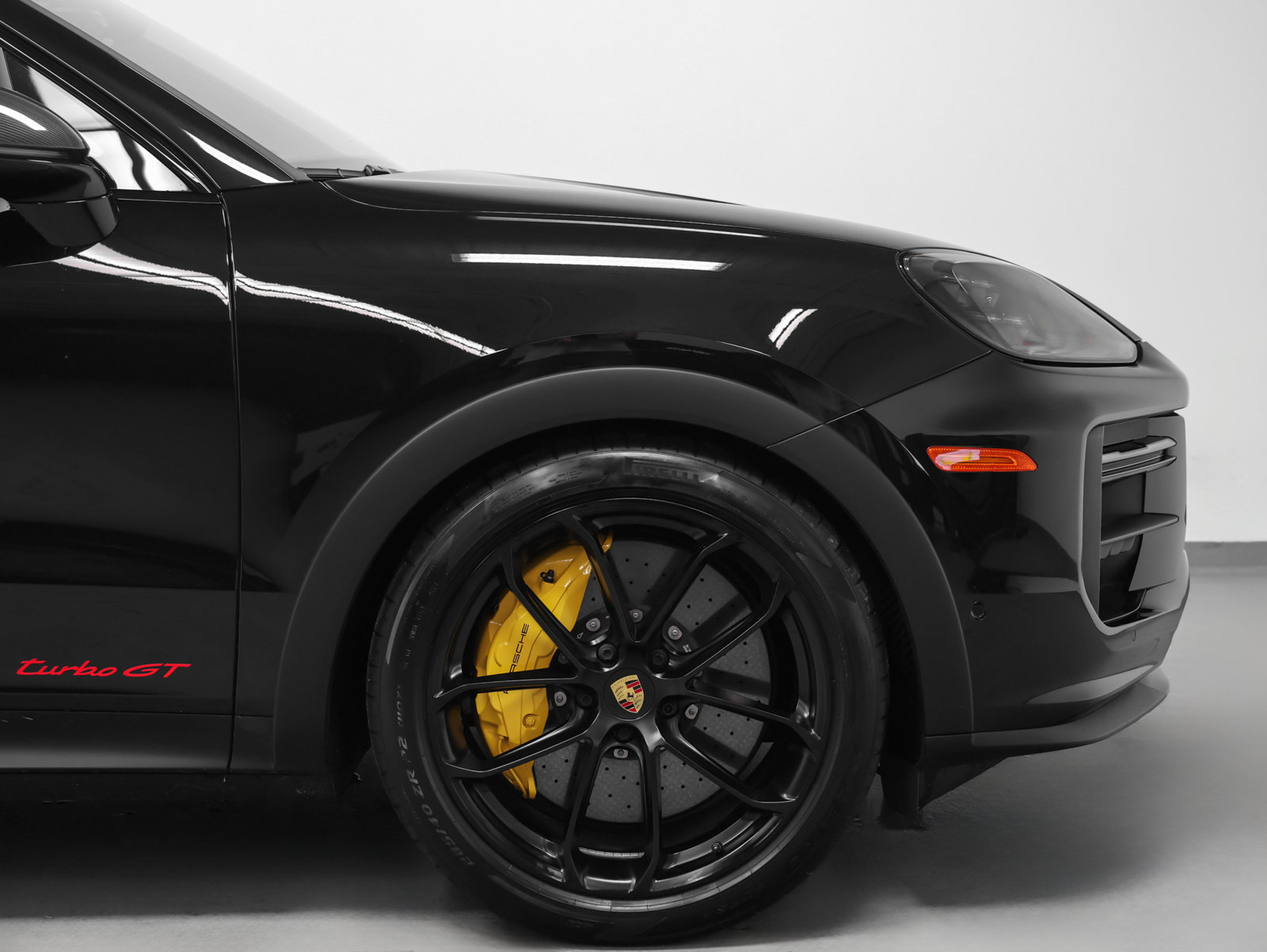 Certified 2024 Porsche Cayenne Turbo GT AWD/4WD image 19