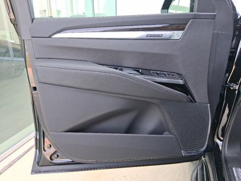 New 2026 Cadillac Escalade ESV 2WD w/ LPO, Floor Liner Package image 19