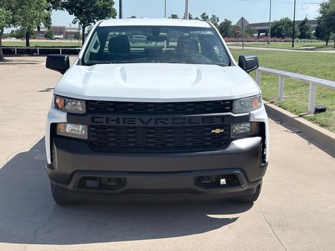 Used 2020 Chevrolet Silverado 1500 W/T w/ Trailering Package AWD/4WD image 2