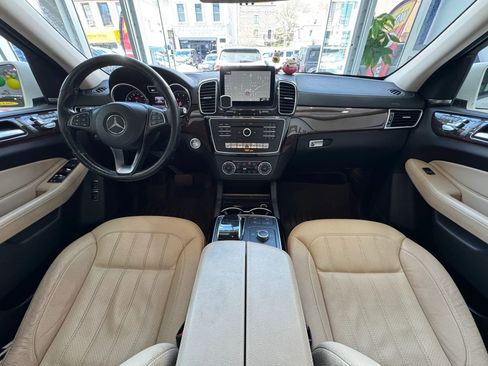 Used 2017 Mercedes-Benz GLS 450 4MATIC image 30