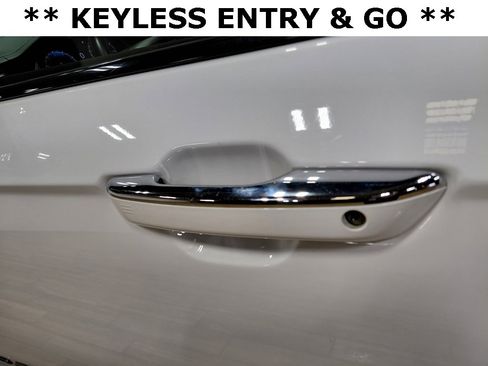 Used 2022 Jeep Grand Cherokee L Overland w/ Luxury Tech Group IV image 24