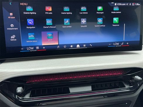 Used 2025 BMW 330i Sedan image 18