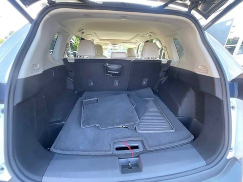 Certified 2023 Nissan Rogue SV w/ SV Premium B Package AWD/4WD image 14