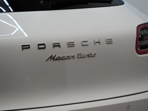 Used 2016 Porsche Macan Turbo w/ Premium Package Plus AWD/4WD image 14