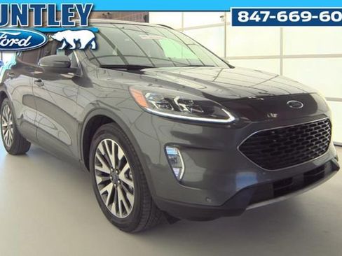 Used 2020 Ford Escape Titanium AWD/4WD image 3