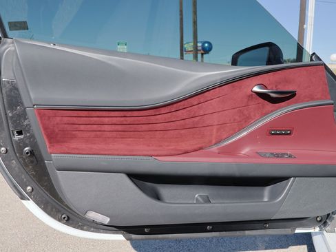 Used 2018 Lexus LC 500 Coupe image 13