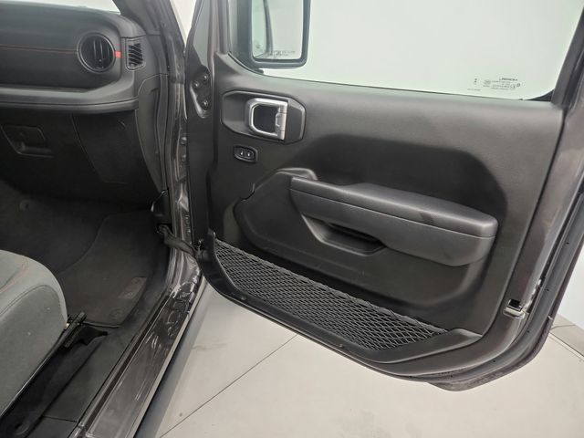 Used 2025 Jeep Wrangler Unlimited Rubicon AWD/4WD image 28