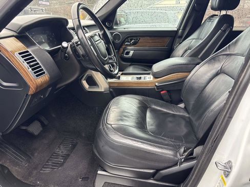 Used 2018 Land Rover Range Rover HSE image 5