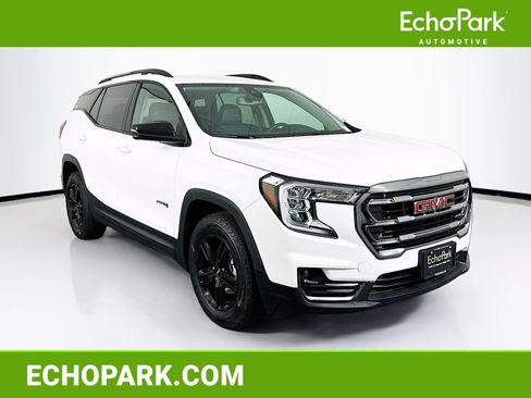Used 2024 GMC Terrain AT4 AWD/4WD image 1
