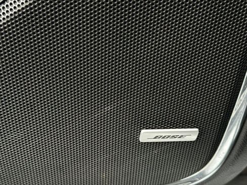 Used 2015 GMC Yukon SLT image 23