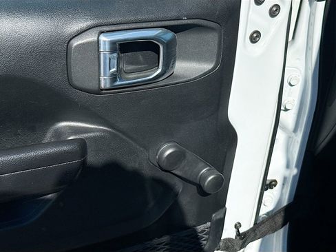 Used 2021 Jeep Wrangler Unlimited Sport image 19