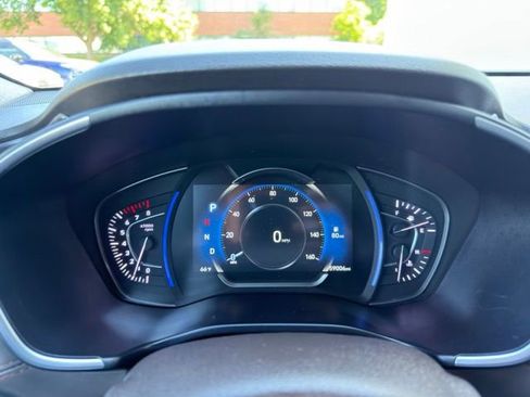 Used 2020 Hyundai Santa Fe SEL w/ Convenience + Premium Package AWD/4WD image 15