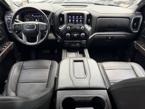 Used 2021 GMC Sierra 1500 Denali w/ Denali Ultimate Package AWD/4WD image 13