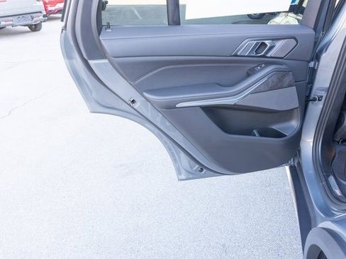 New 2025 BMW X5 xDrive40i image 16
