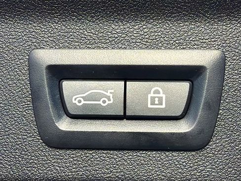 Used 2022 BMW X3 sDrive30i w/ Convenience Package image 12