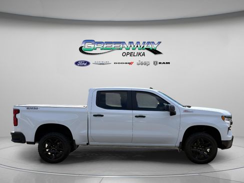 Used 2023 Chevrolet Silverado 1500 LT Trail Boss w/ Protection Package image 8