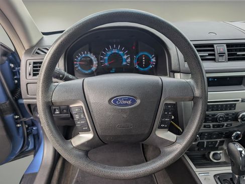 Used 2010 Ford Fusion SE image 16