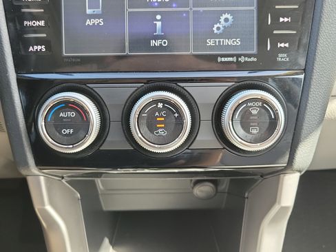 Used 2017 Subaru Forester 2.5i Premium w/ Popular Package #2A image 34