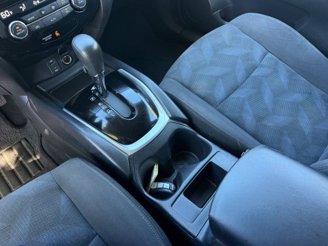 Used 2016 Nissan Rogue SV AWD/4WD image 20