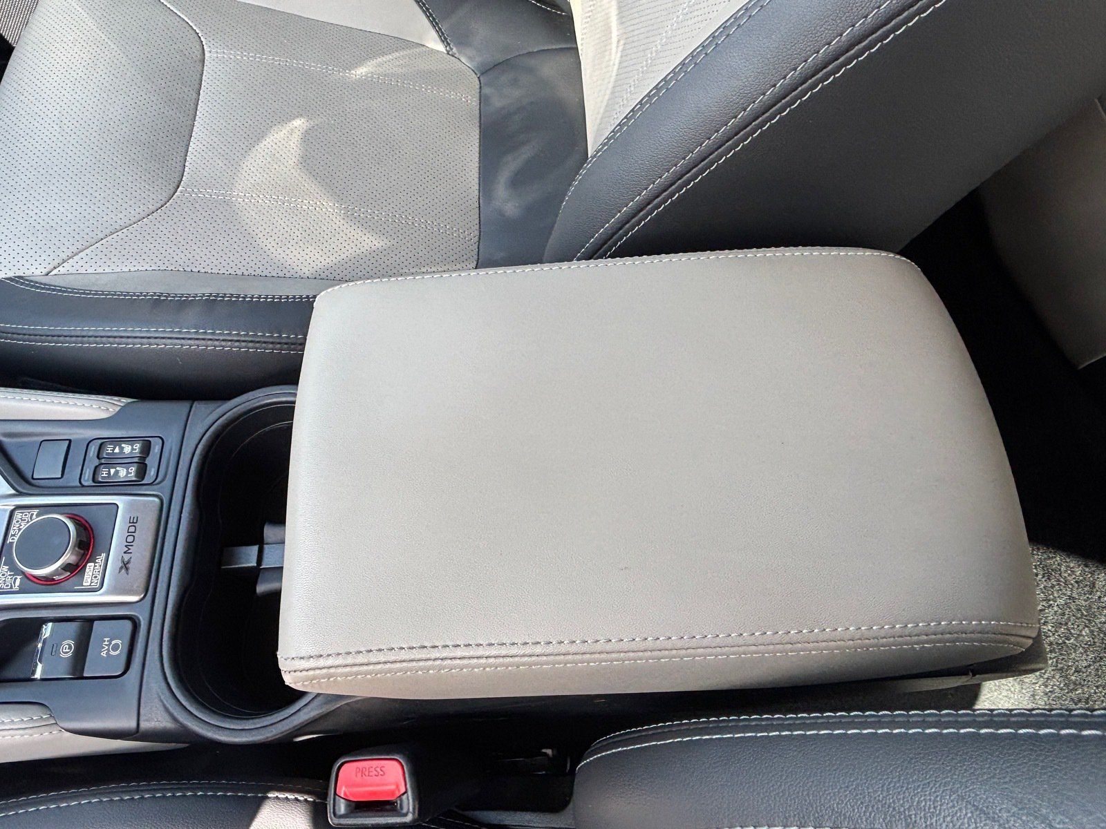 Used 2019 Subaru Forester Limited AWD/4WD image 18