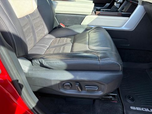 Used 2023 Toyota Sequoia Capstone image 6