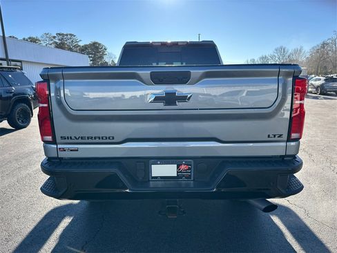 Used 2025 Chevrolet Silverado 2500 LTZ w/ Trail Boss Package image 7