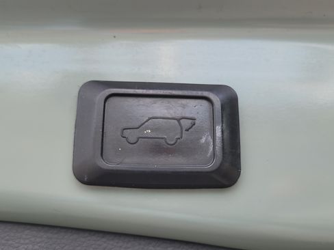 Used 2021 Toyota RAV4 XLE Premium FWD image 12