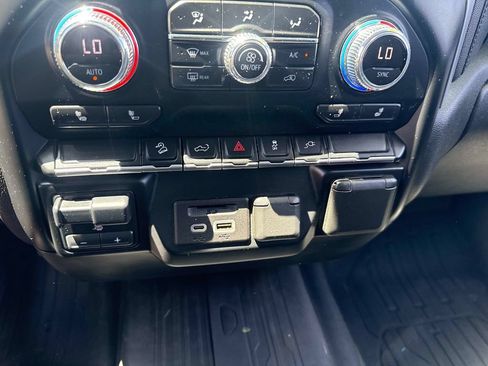 Used 2021 GMC Sierra 1500 SLT AWD/4WD image 26