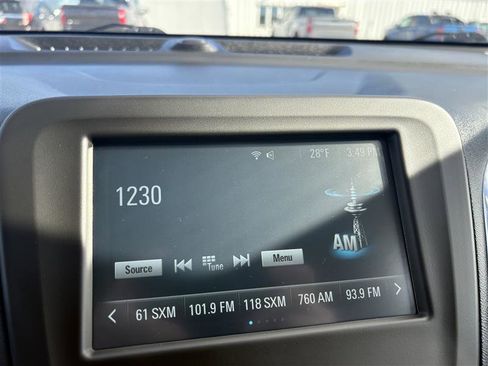 Used 2018 Chevrolet Equinox LT image 14