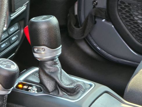 Used 2022 Jeep Wrangler Unlimited Sport AWD/4WD image 24