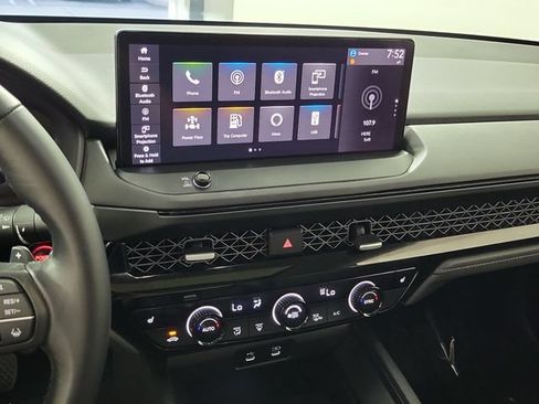 Used 2024 Honda Accord EX-L image 28