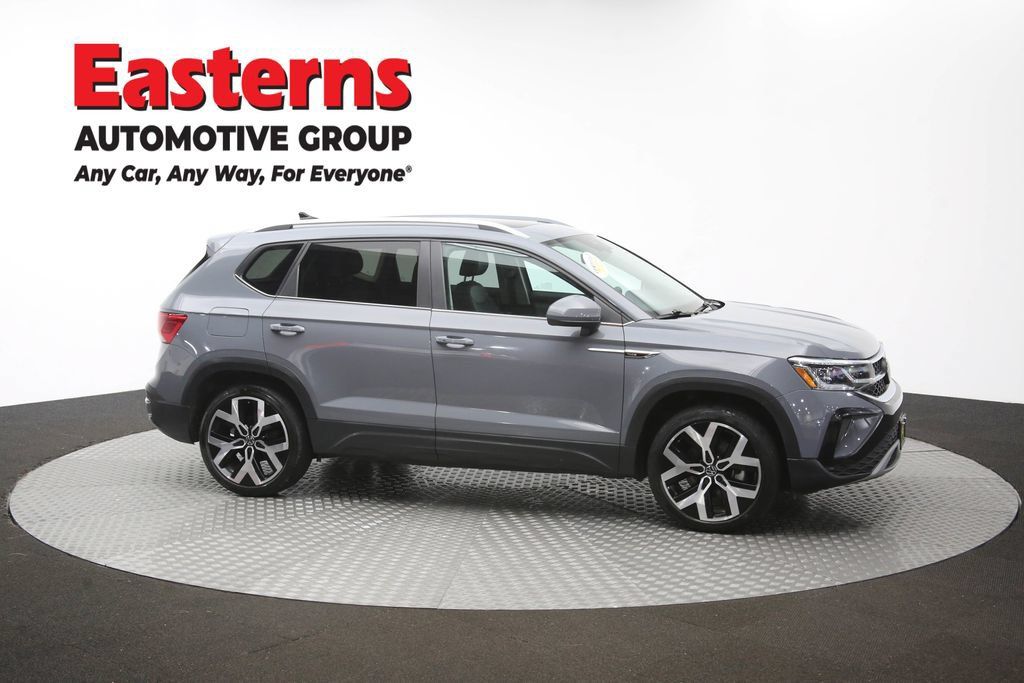 Used 2023 Volkswagen Taos SEL AWD/4WD image 46