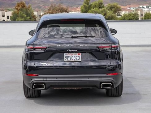 Used 2021 Porsche Cayenne AWD/4WD image 5