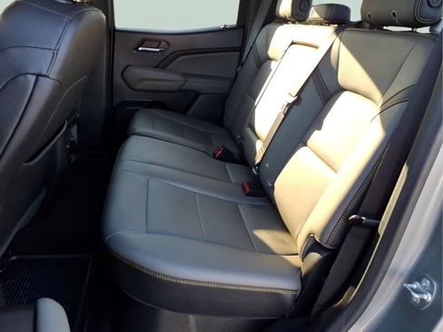 Used 2024 Chevrolet Colorado ZR2 w/ ZR2 Convenience Package III AWD/4WD image 8