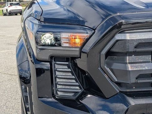 Used 2024 Toyota Tacoma SR5 AWD/4WD image 8