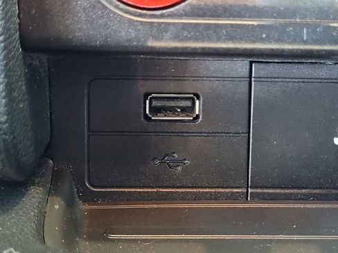 Used 2017 Ford Mustang Premium image 14