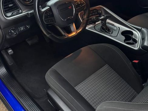 Used 2022 Dodge Challenger R/T w/ Performance Handling Group RWD image 9